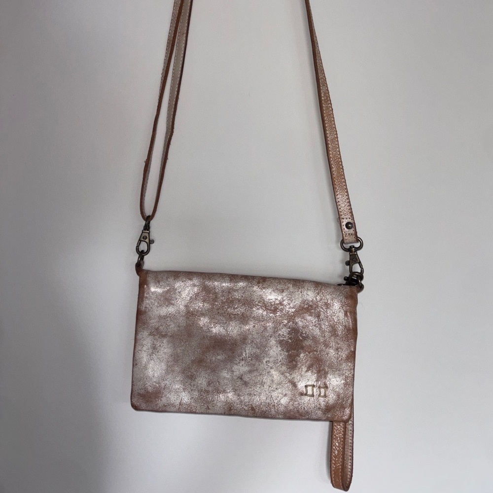 SOLD👛👛Bed Stu Cadence